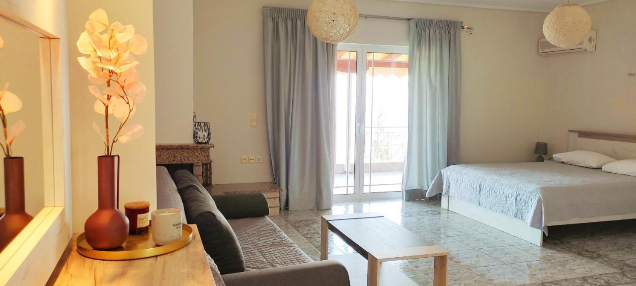 Agnantio Apartment อาโยส นิกีตัส ภายนอก รูปภาพ