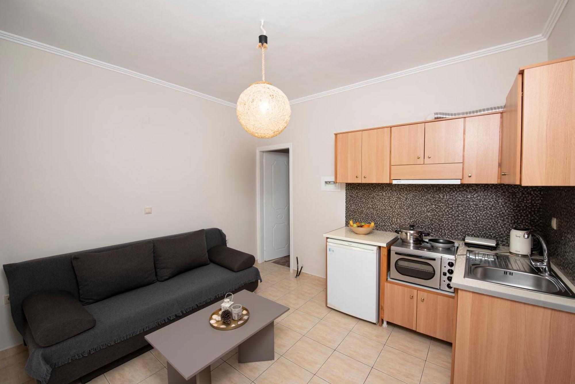 Agnantio Apartment อาโยส นิกีตัส ภายนอก รูปภาพ