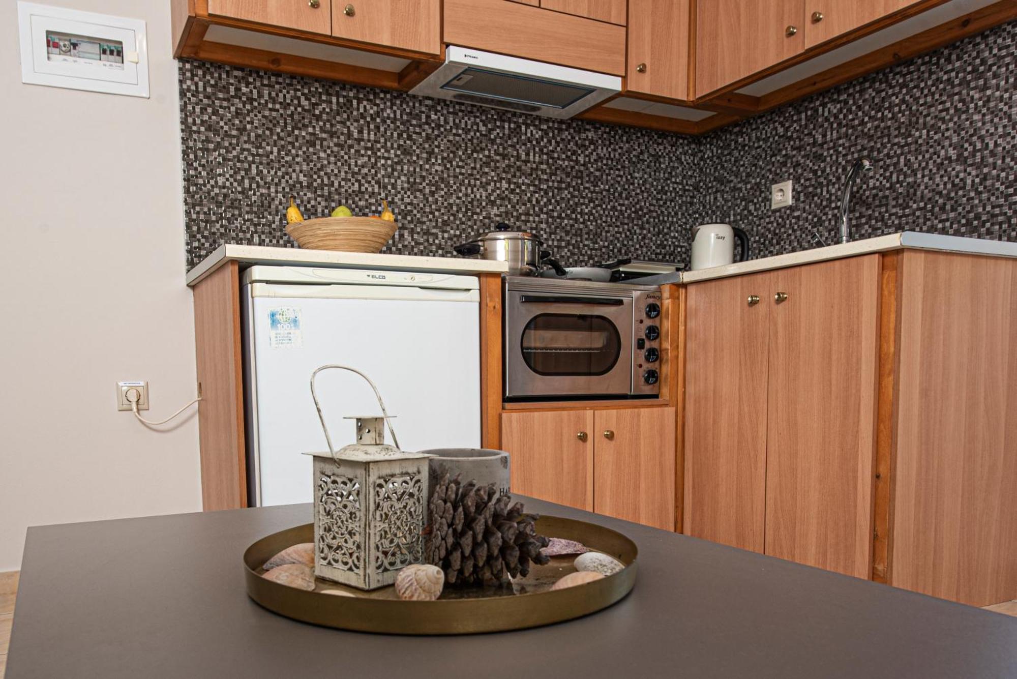 Agnantio Apartment อาโยส นิกีตัส ภายนอก รูปภาพ