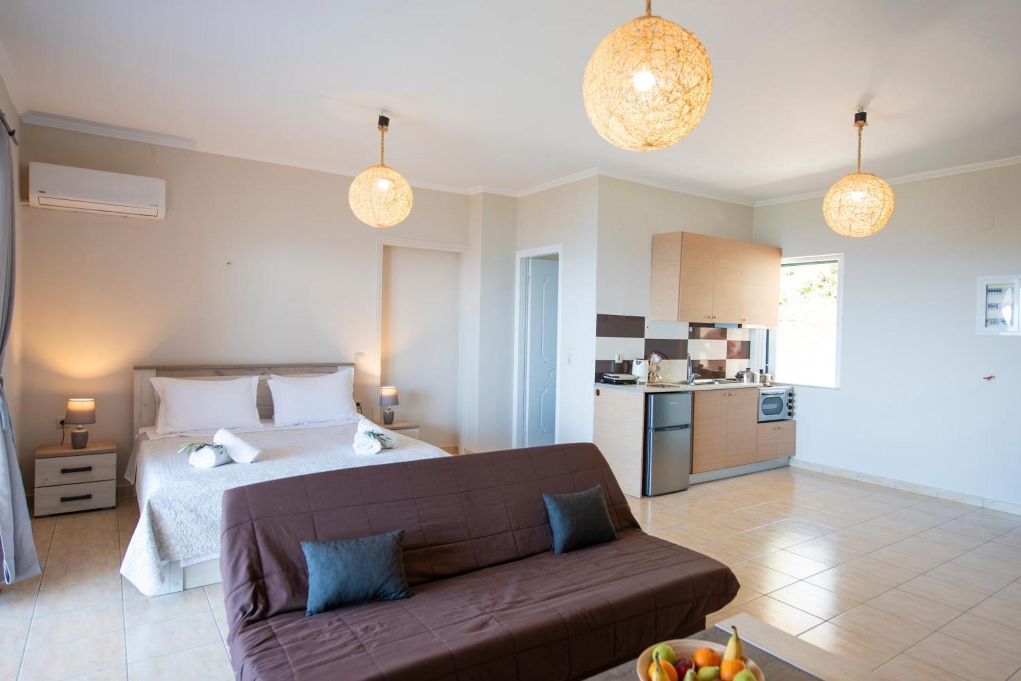 Agnantio Apartment อาโยส นิกีตัส ภายนอก รูปภาพ