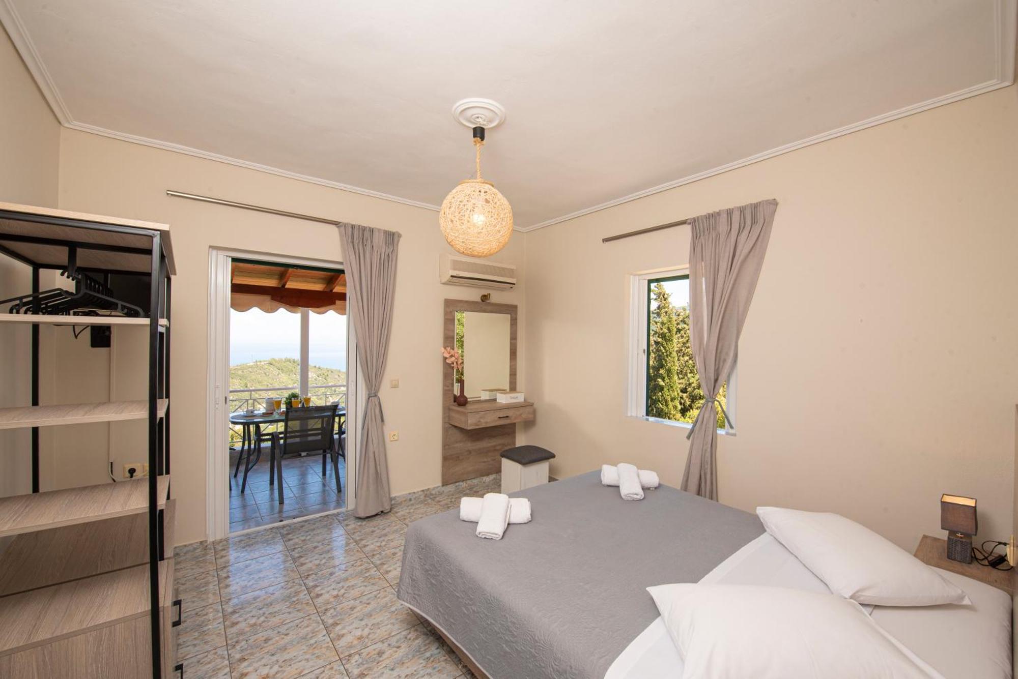 Agnantio Apartment อาโยส นิกีตัส ภายนอก รูปภาพ